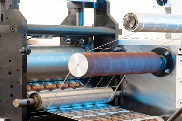 什么是激光飛行切割??自粘式標簽(圖2)