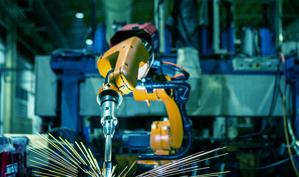 工業(yè)激光設(shè)備應(yīng)用 現(xiàn)代工業(yè)制造中激光設(shè)備的自動(dòng)化應(yīng)用(圖1)