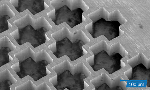 激光精密鉆孔 ? 速度極快，磨損最小(圖9)