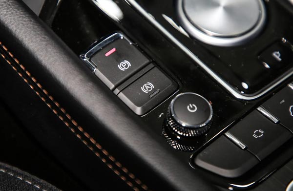 汽車標(biāo)識(shí)logo都是如何進(jìn)行打標(biāo)的？答案是用激光打標(biāo)機(jī)！(圖3)