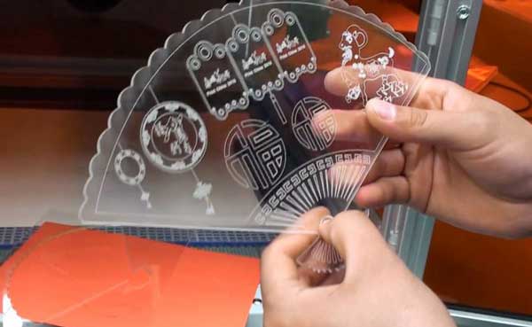 激光模切機(jī)跟激光切割機(jī)是同一種設(shè)備嗎？