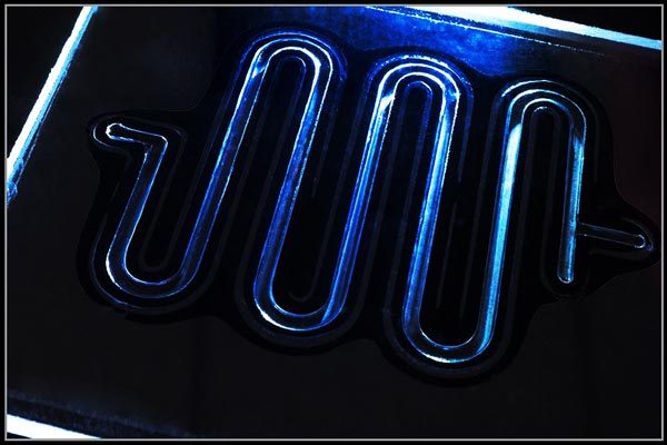 微流控鍵合 微流體芯片以和復(fù)雜氣流道的鍵合方案??塑料激光焊接(圖1)